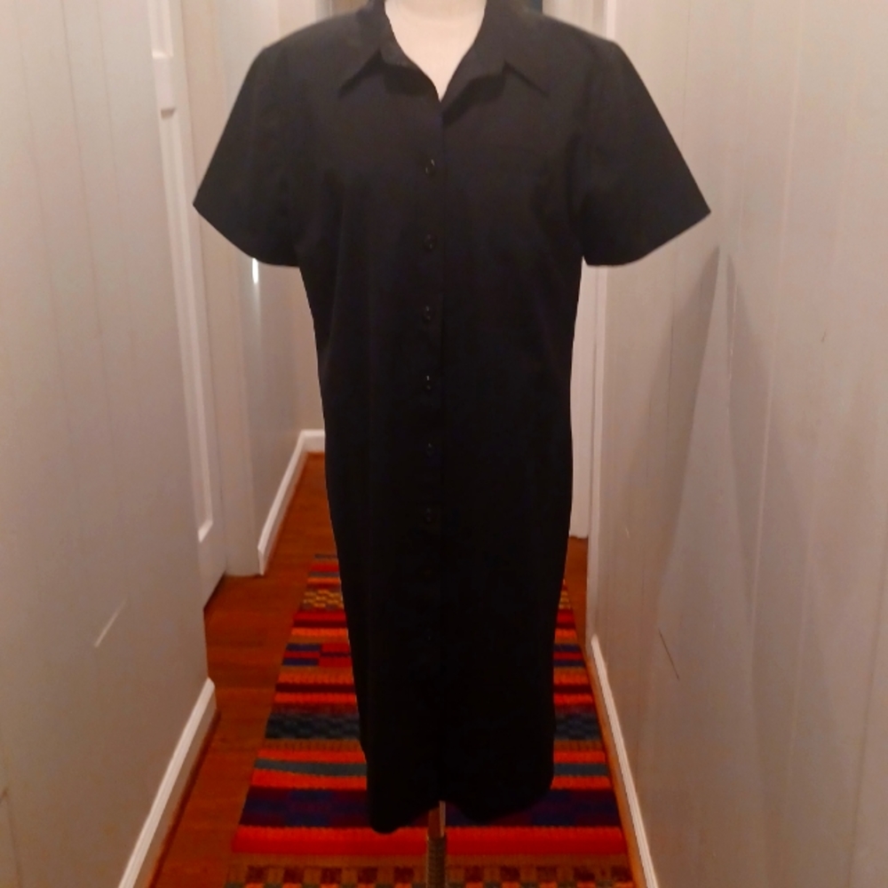 Black Shirtdress fully lined Vintage Lands End, slighty fitted stretch, 18 EUC